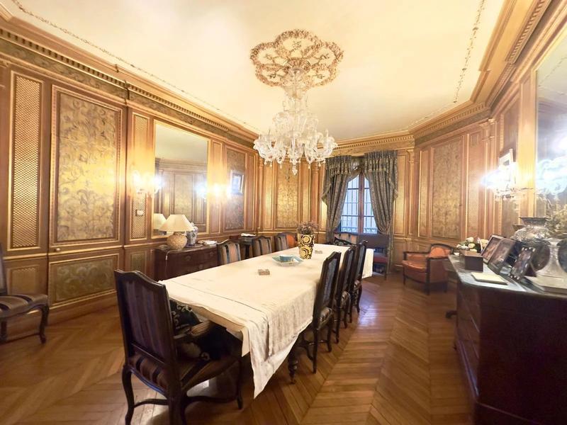 Appartement - 289 m² - 5 pièces