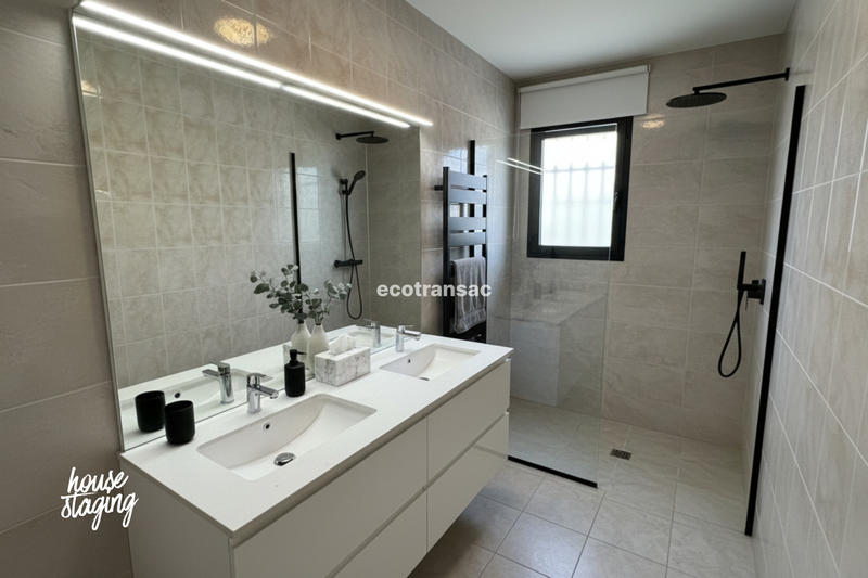 Maison - 189 m² - 5 pièces