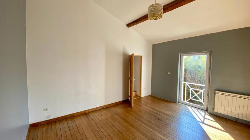 Corps de ferme - 170 m² - 6 pièces