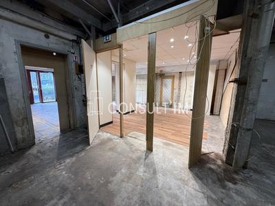 Local commercial - 106 m²