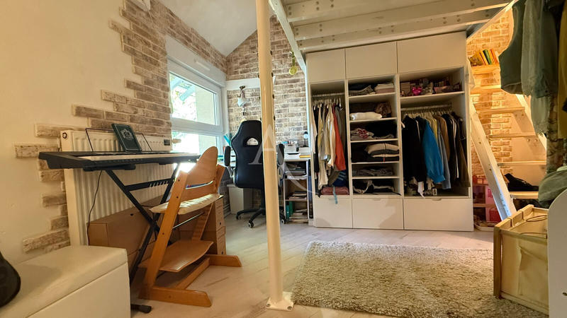 Maison - 204 m² - 6 pièces