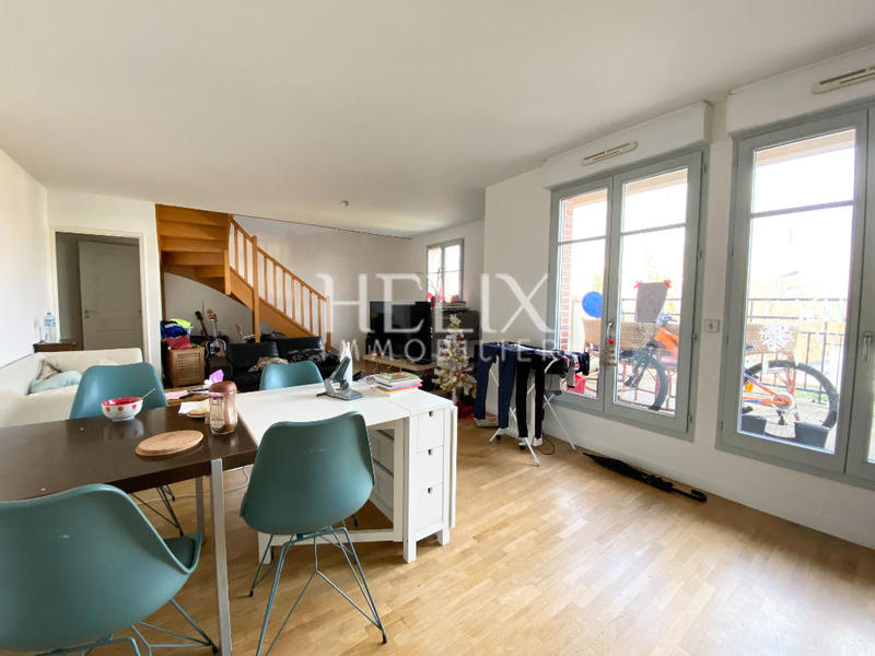 Appartement - 100 m² - 4 pièces