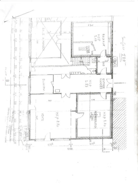 Local commercial - 211 m² - 4 pièces