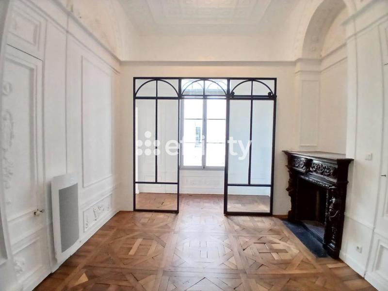 Appartement - 127 m² - 4 pièces