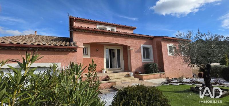 Maison - 190 m² - 6 pièces