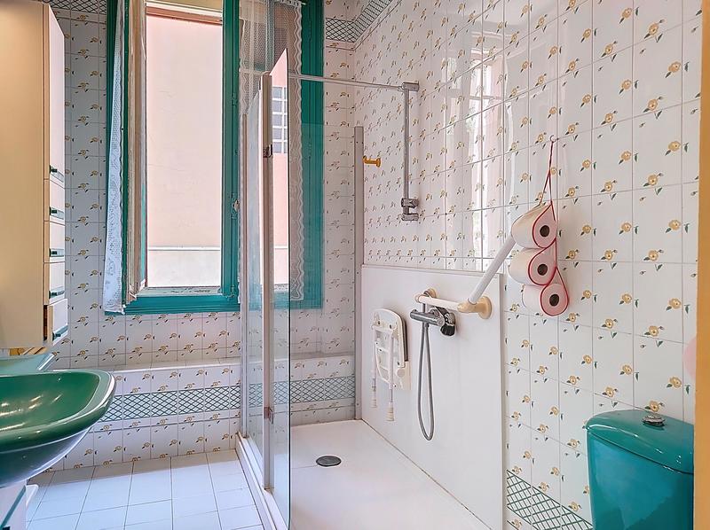 Maison ancienne - 195 m² - 8 pièces