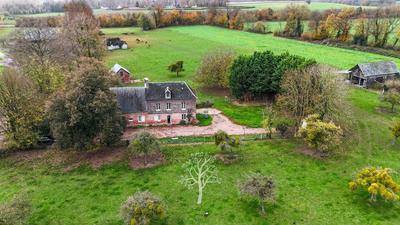 Corps de ferme - 115 m² - 5 pièces