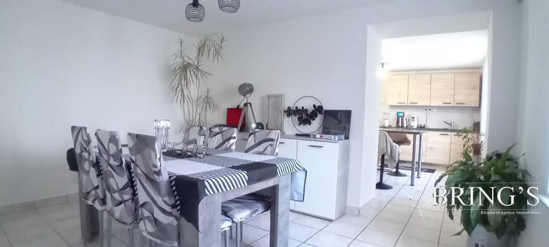 Maison - 99 m² - 4 pièces