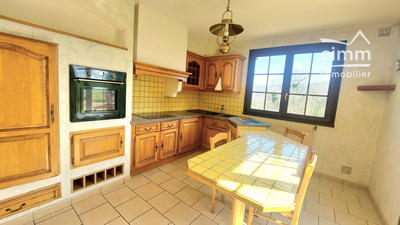 Maison - 184 m² - 6 pièces