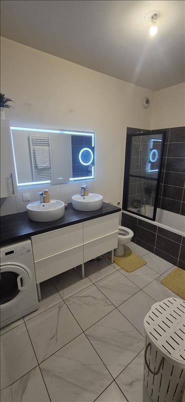 Appartement - 83 m² - 4 pièces