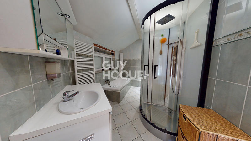 Maison - 161 m² - 6 pièces