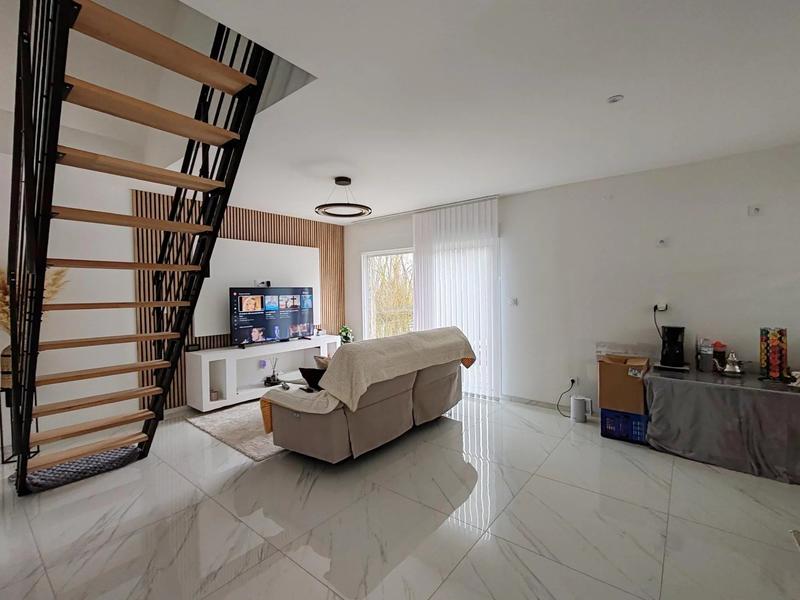 Maison - 91 m² - 4 pièces