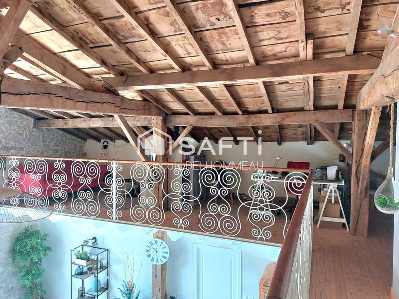 Maison - 160 m² - 6 pièces