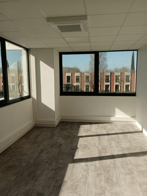 Bureau - 200 m²