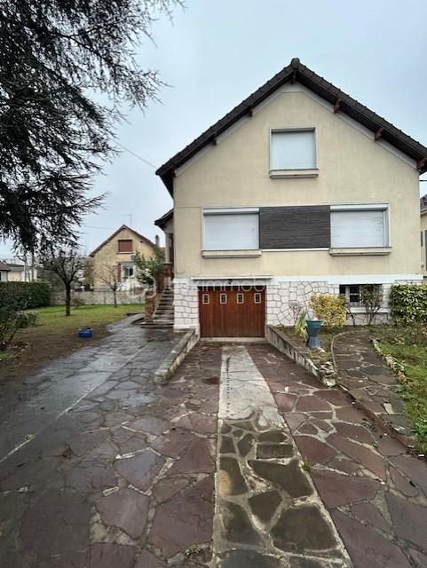 Maison - 112 m² - 5 pièces