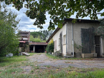 Propriété - 126 m² - 6 pièces