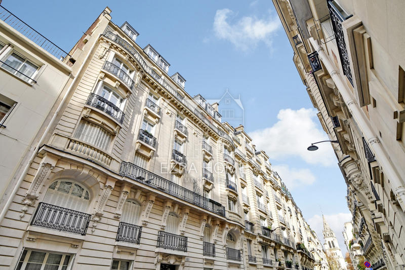 Appartement - 180 m² - 6 pièces