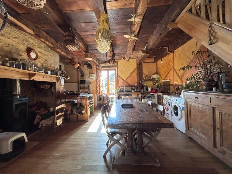 Maison - 104 m² - 3 pièces