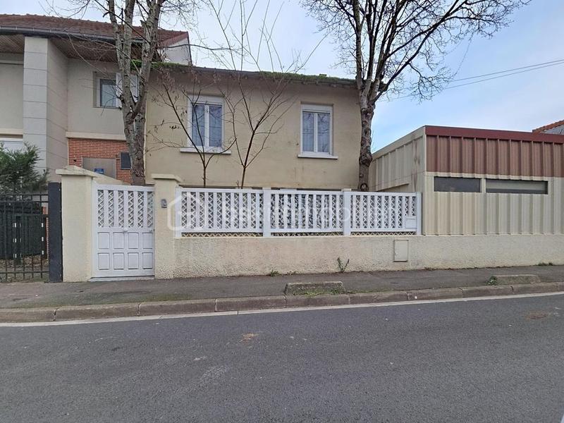 Maison - 80 m² - 3 pièces