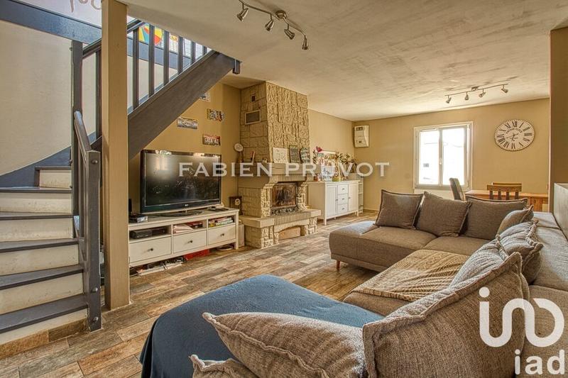 Maison - 158 m² - 8 pièces