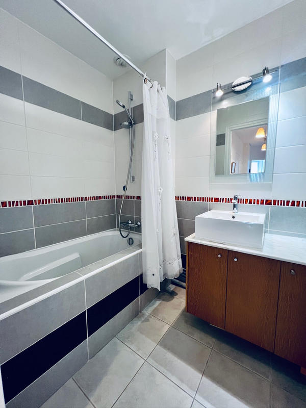 Appartement - 84 m² - 4 pièces