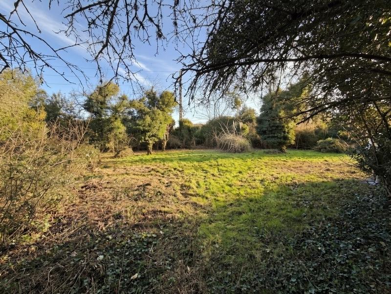 Terrain constructible - 764 m²