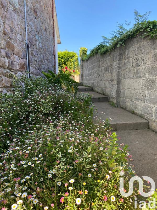 Maison - 103 m² - 5 pièces