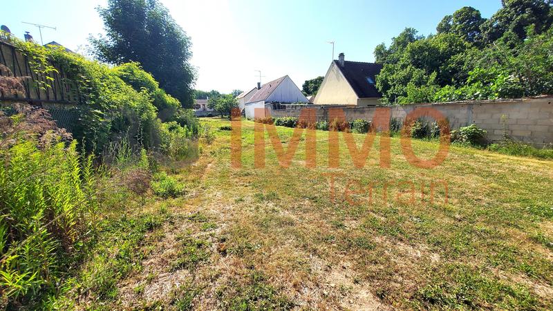 Terrain constructible - 855 m²