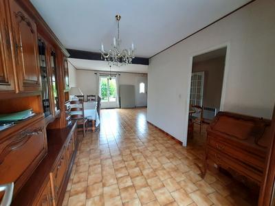 Maison - 87 m² - 5 pièces