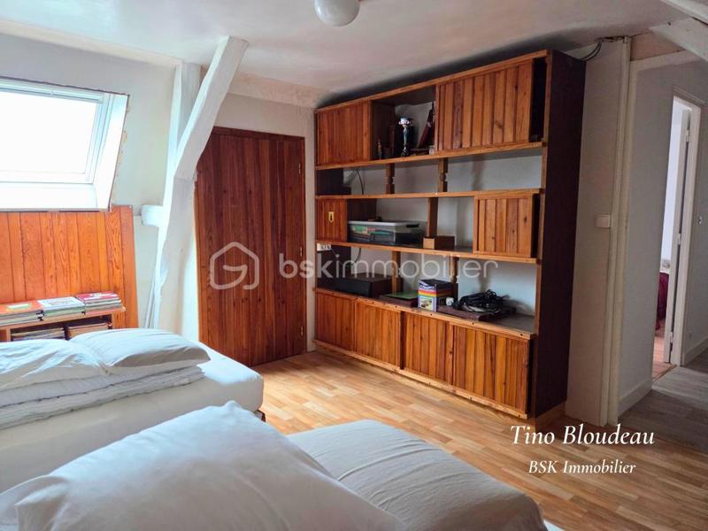 Maison - 200 m² - 9 pièces