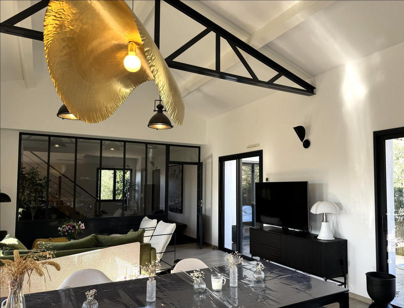 Villa - 163 m² - 5 pièces