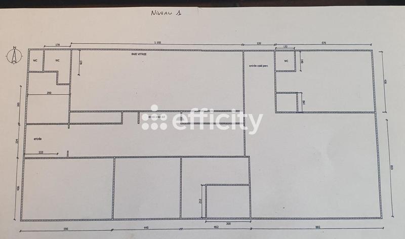 Bureau - 270 m² - 8 pièces
