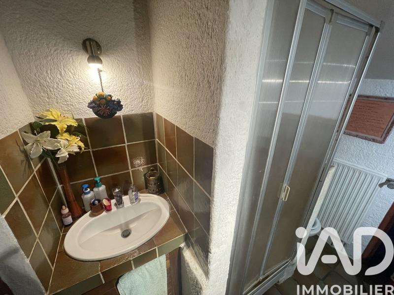 Maison - 230 m² - 6 pièces