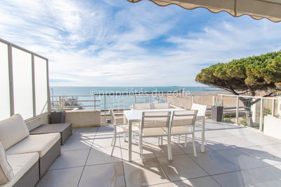 Appartement - 98 m² - 4 pièces