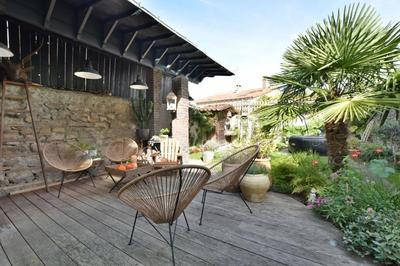 Maison - 208 m² - 7 pièces