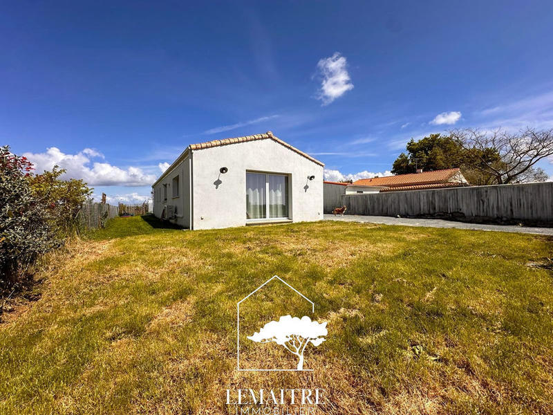 Maison - 104 m² - 4 pièces