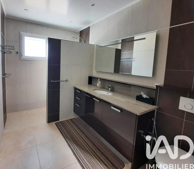 Maison - 141 m² - 6 pièces