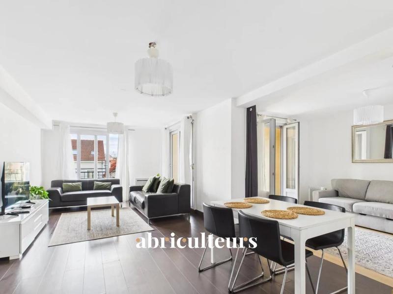 Appartement ancien - 90 m² - 5 pièces