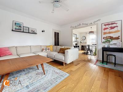 Appartement - 125 m² - 5 pièces