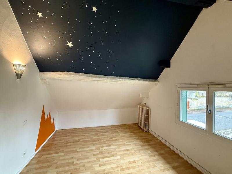 Maison - 104 m² - 5 pièces