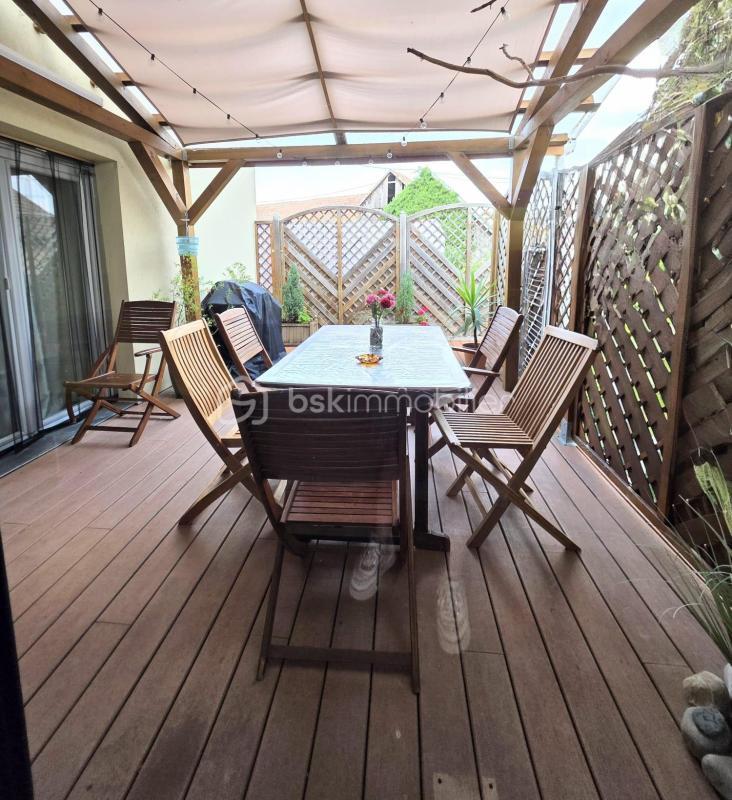 Maison - 272 m² - 11 pièces