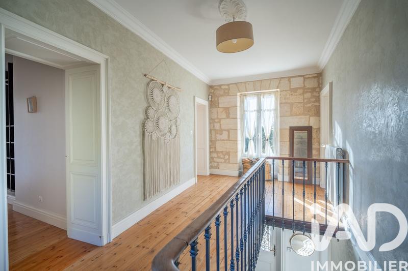 Maison - 480 m² - 16 pièces