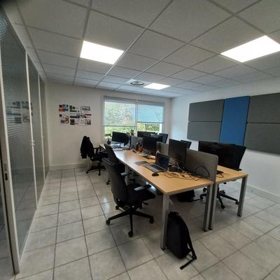Bureau - 60 m²