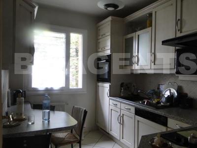 Maison - 170 m² - 7 pièces