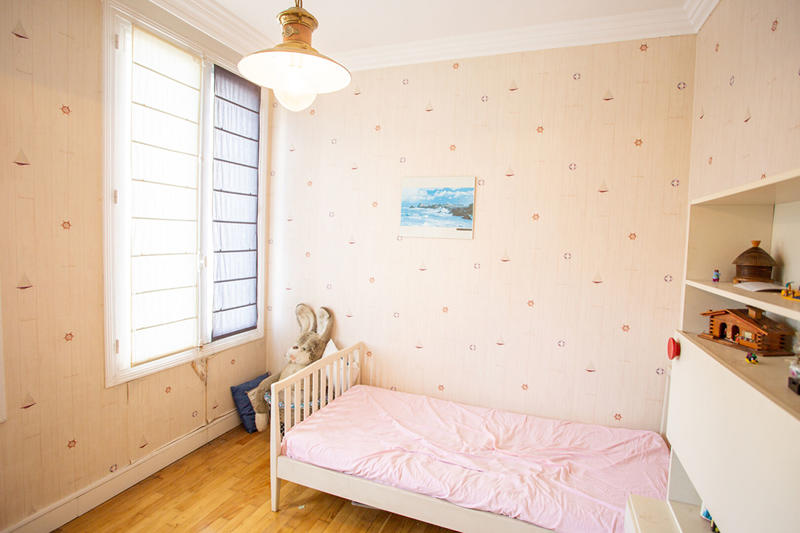 Immeuble - 70 m² - 7 pièces