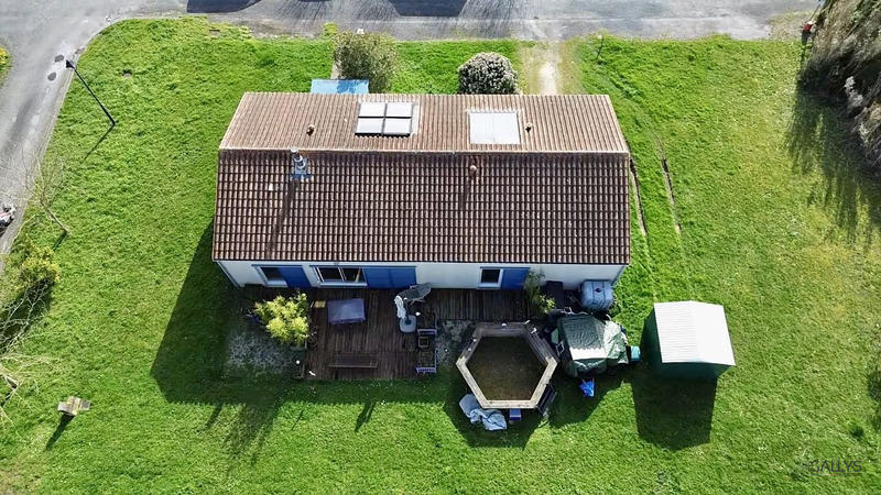 Maison - 105 m² - 4 pièces