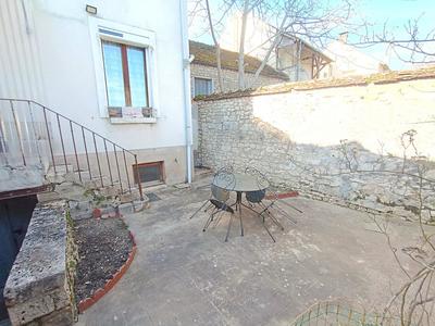 Maison de ville - 74 m² - 3 pièces