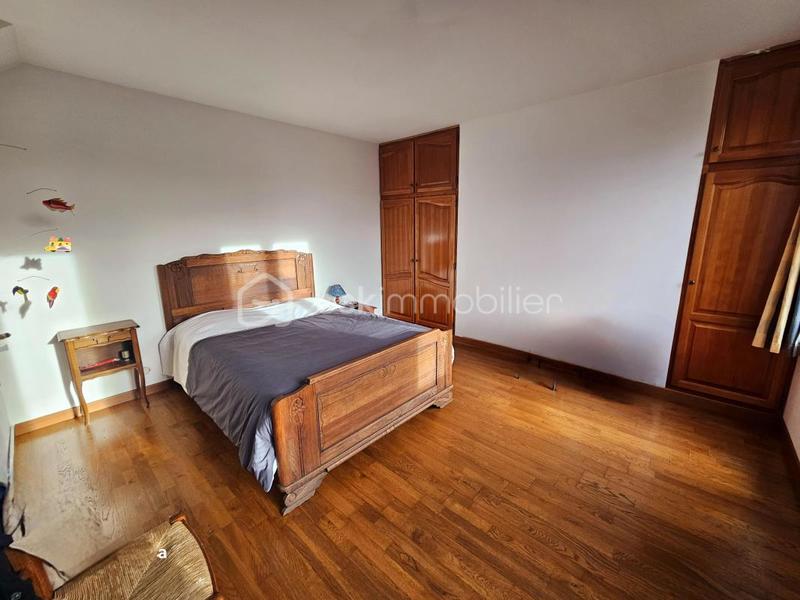 Maison - 168 m² - 6 pièces