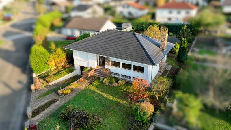 Maison - 150 m² - 8 pièces