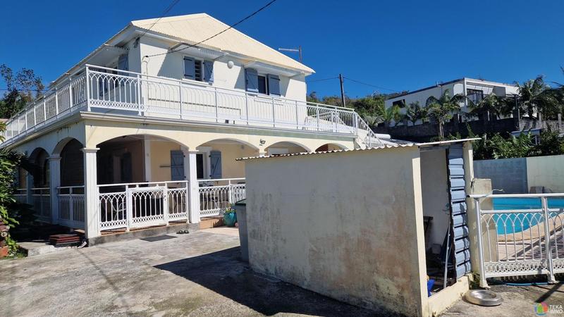 Maison - 186 m² - 6 pièces